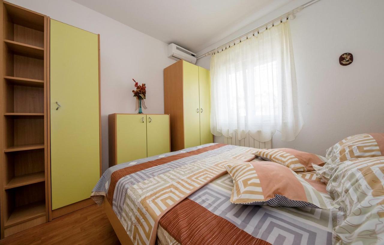 Apartment Dominik 2874 Palit ภายนอก รูปภาพ